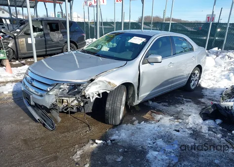 2012 Ford Fusion Se z USA, uszkodzony, nr VIN 3FAHP0HA4CR325658